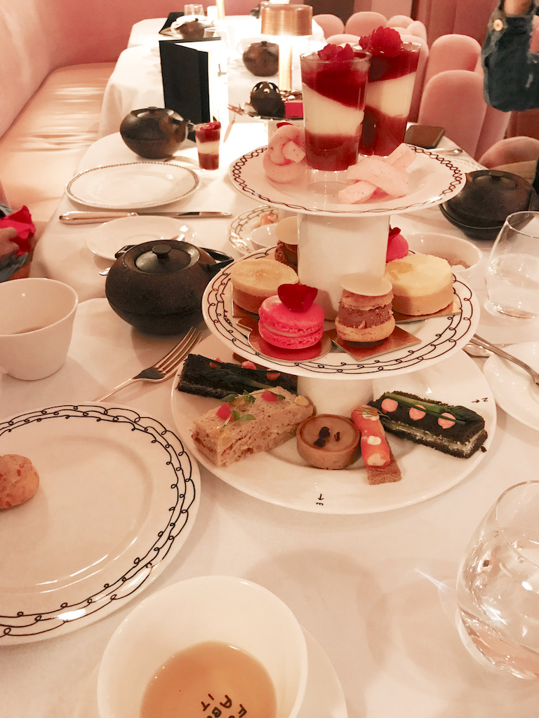 Champagne Afternoon Tea at Sketch Gallery in London | Pineappleislands