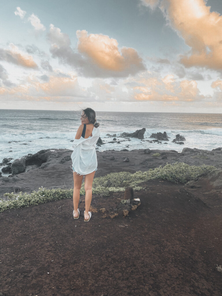 hookipa beach park in maui 