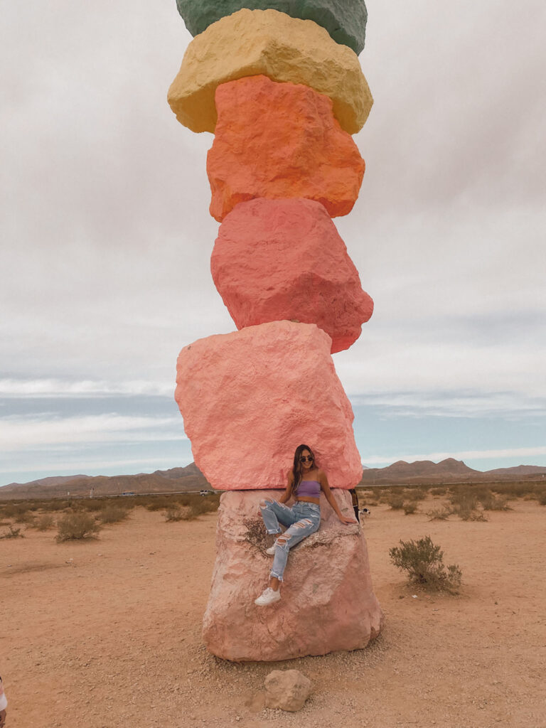 7 magic mountains las vegas