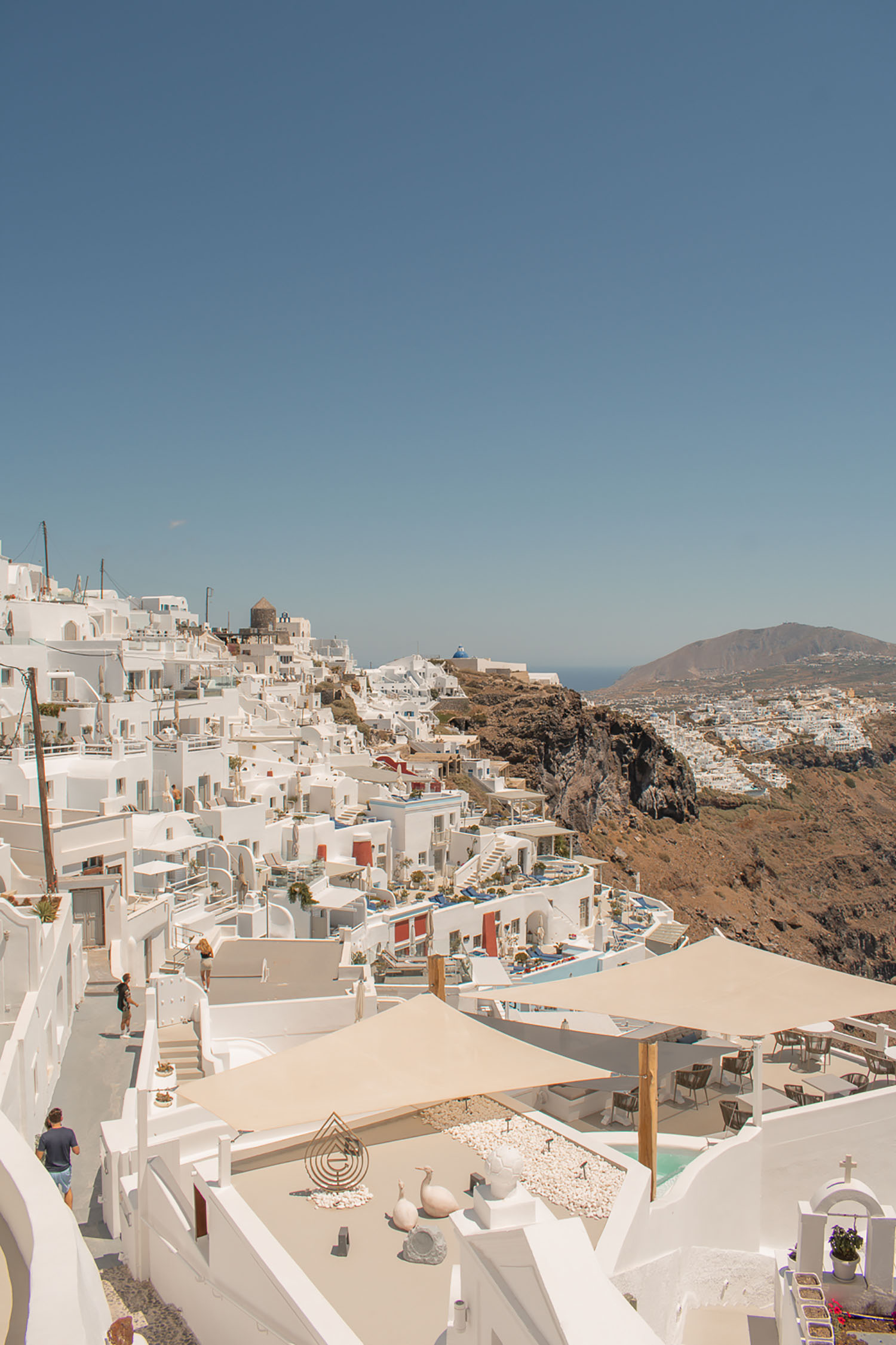 Santorini Travel Guide: 10 Amazing Things to do in Santorini, Greece