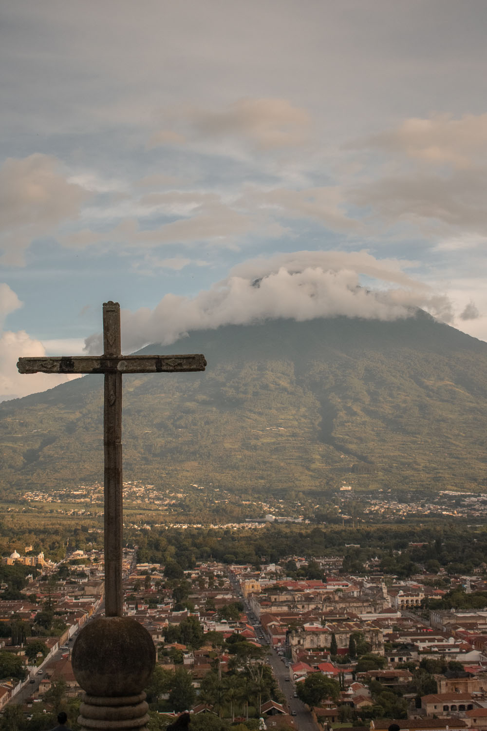 is it safe to visit antigua guatemala