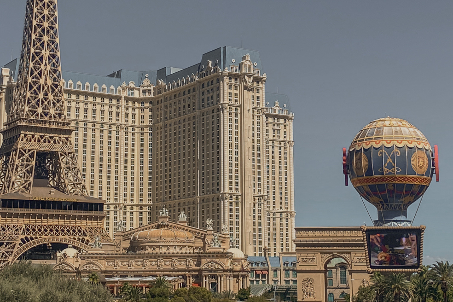 25 Best Las Vegas Hotels On The Strip In 2023