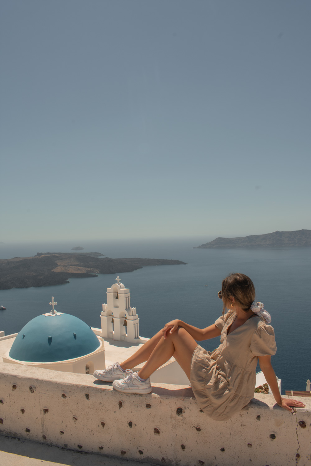 best photo spots in fira santorini