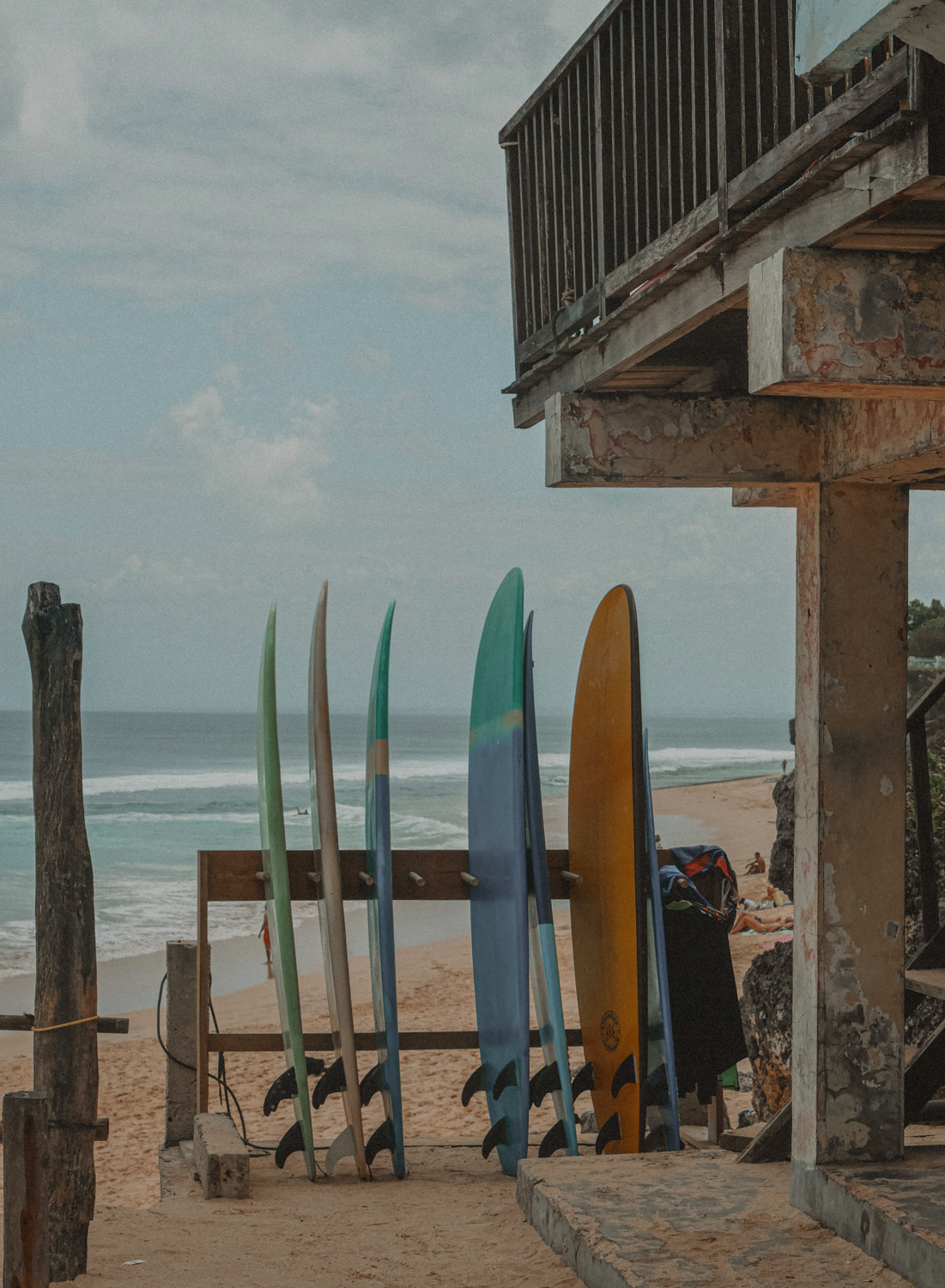 padang padang beach