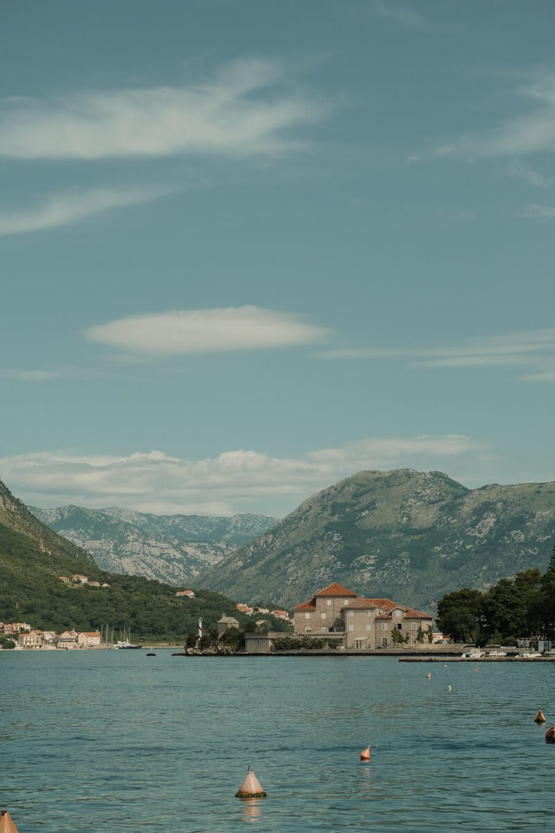 what is the best way to travel through the balkans