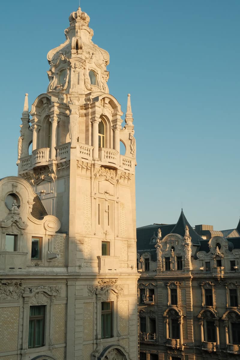 crazy things to do in budapest